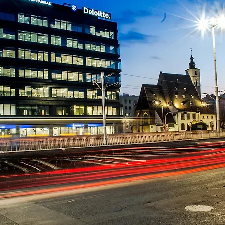 Great Location 4you Daire Wroclaw